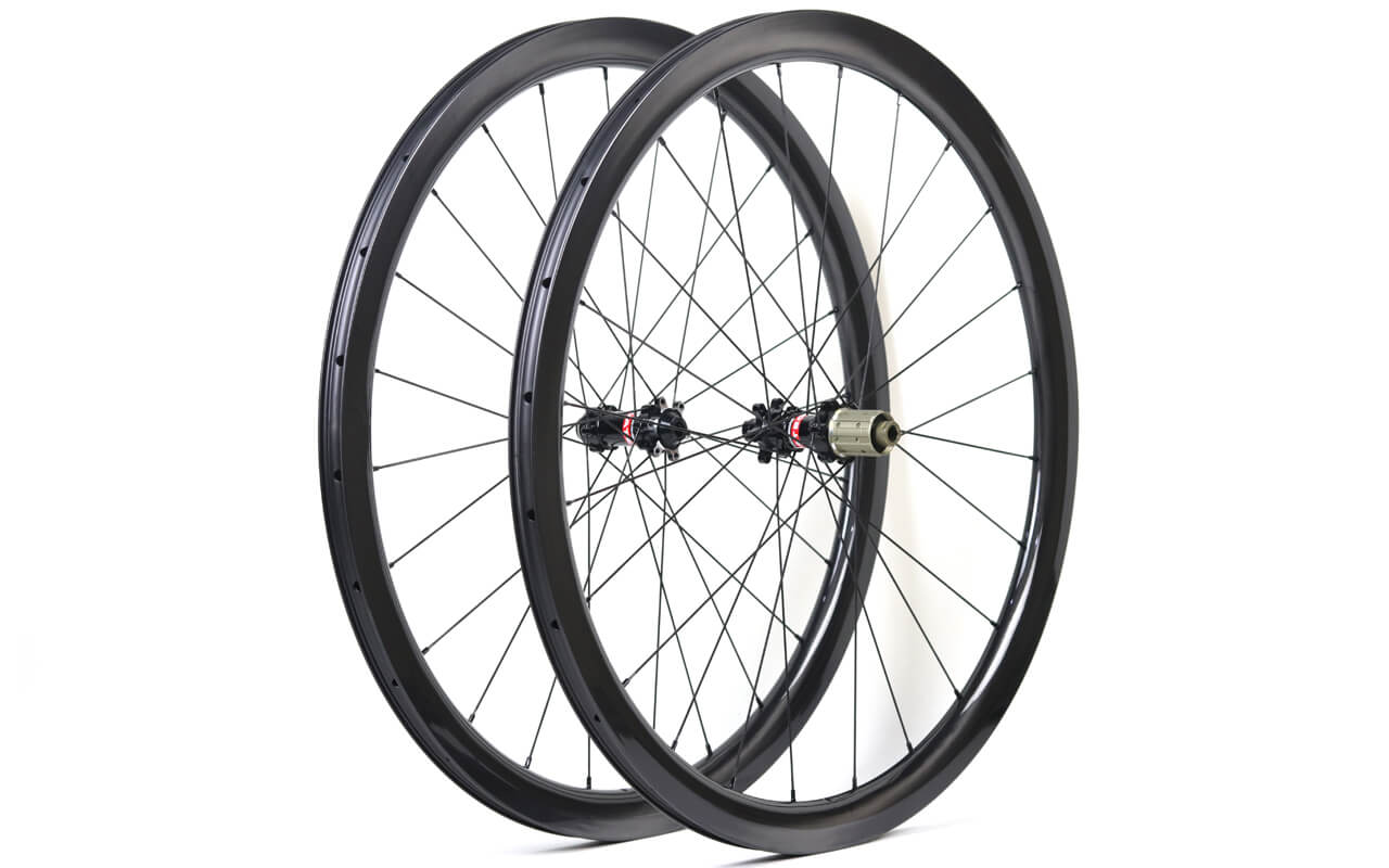 asymmetric carbon disc wheels for CX/Gravel/cyclocorss use