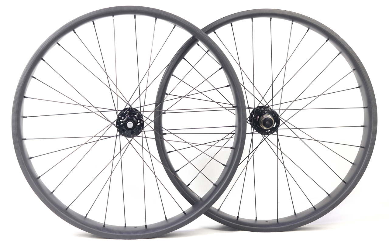 26er carbon fat bike wheels 90mm wide hookless double wall tubeless compatible
