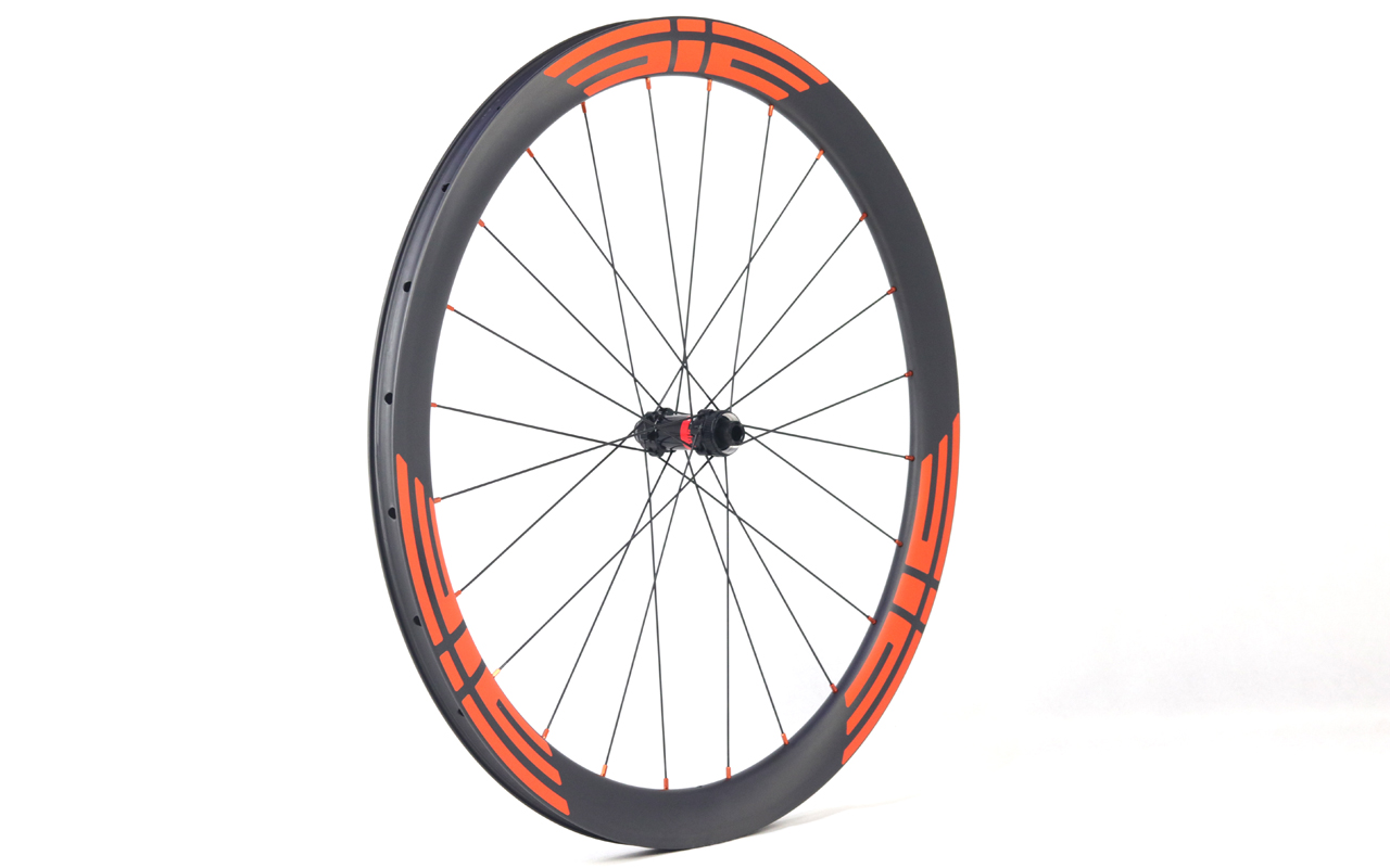 eie carbon SRG45TC28 disc wheels for cyclocross and gravel bicycles