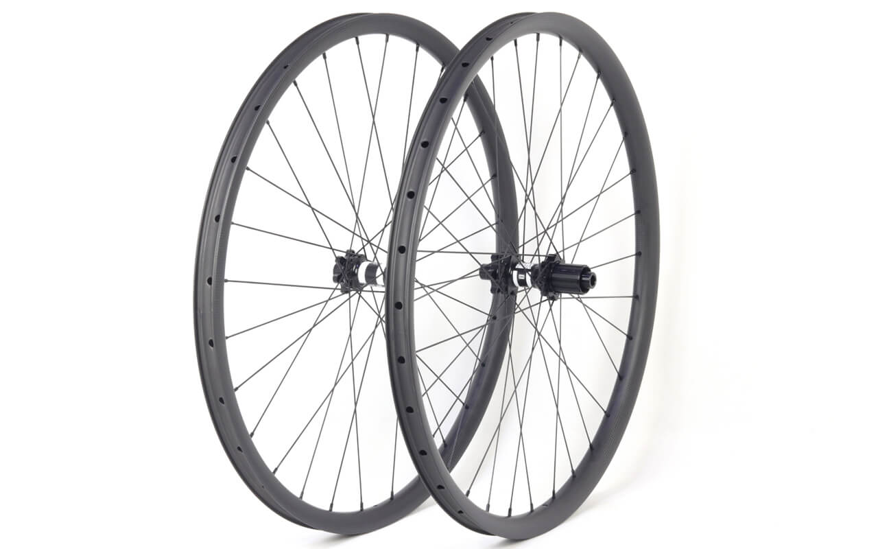 CARBON FIBRE BICYCLE RIMS