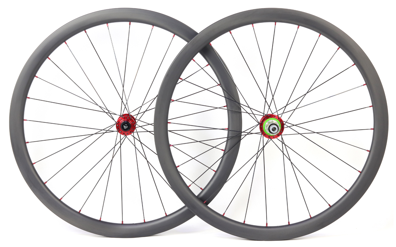 handbuilt eie carbon wheels 40mm deep tubeless compatible 