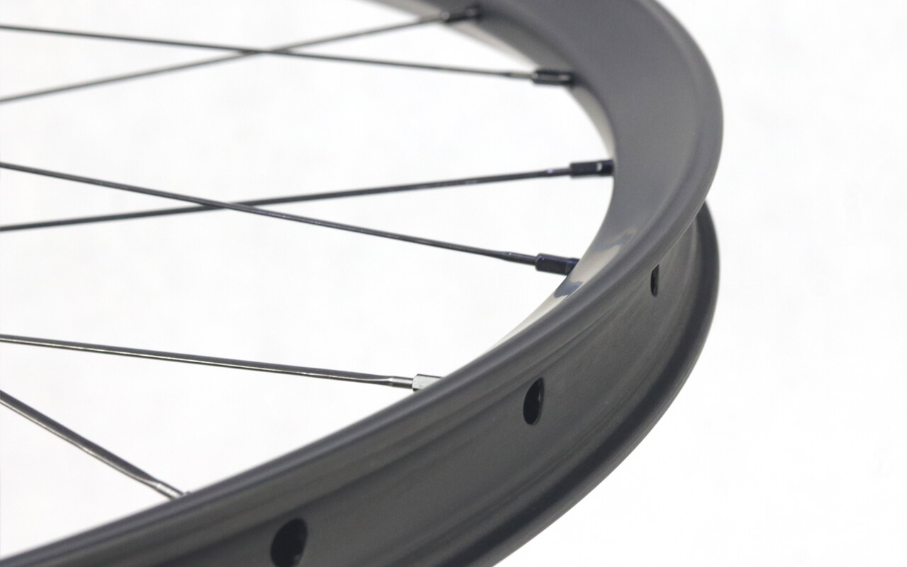 carbon rims and carbon wheels