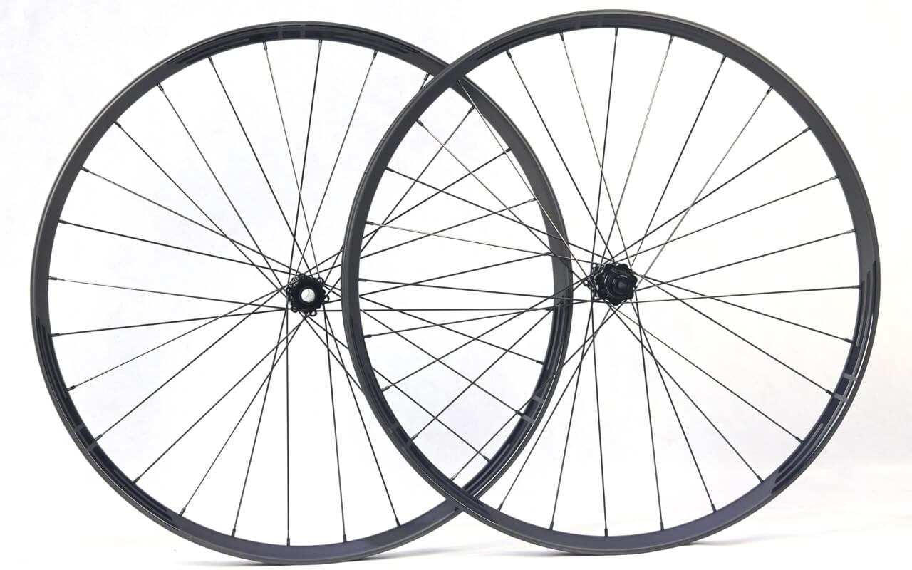 AM DH carbon rims and carbon wheels