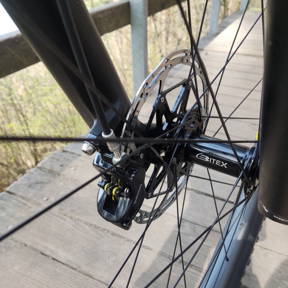 eie carbon bike wheels 