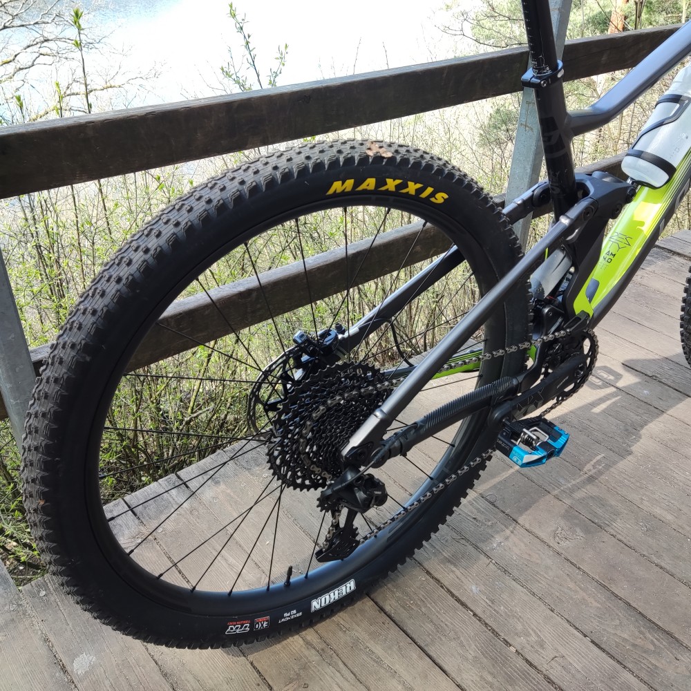 handbuilt 29er carbon am wheelsets 