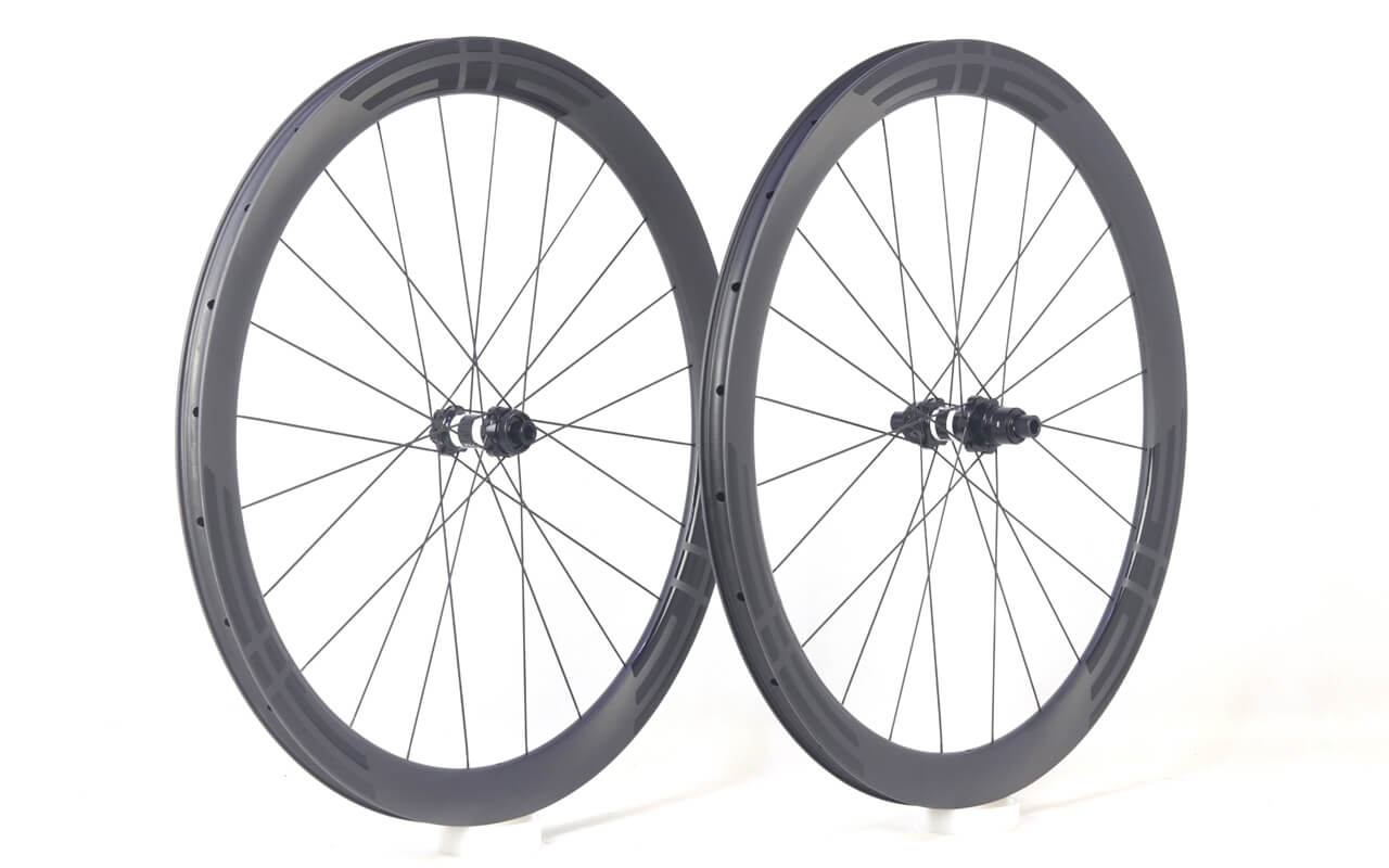 eie carbon wheels spoke hole hidden nipple holes