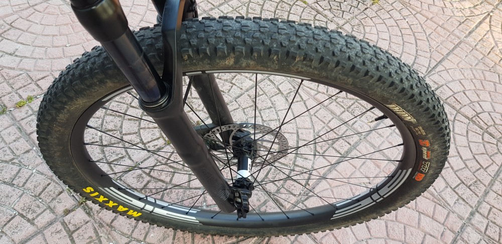 EIE A29C30D18 Carbon mtb wheels asymmetrical profile 30mm inner wide for all mountain and enduro bike