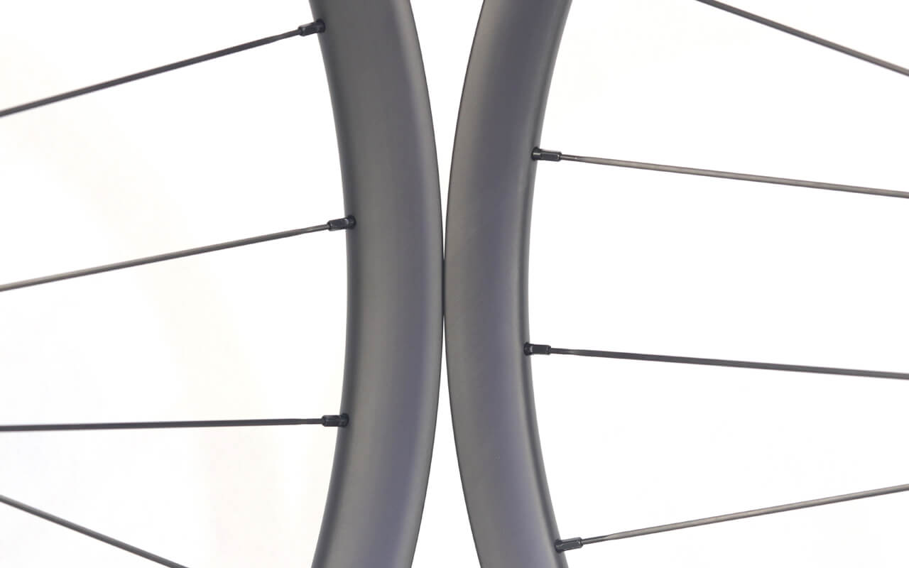 carbon bike wheels