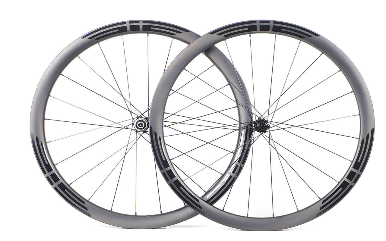 eie carbon road disc wheelset 40mm deep 28mm wide