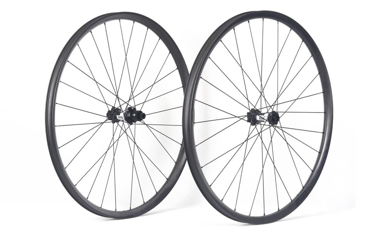 ultralight XC bike wheelset 