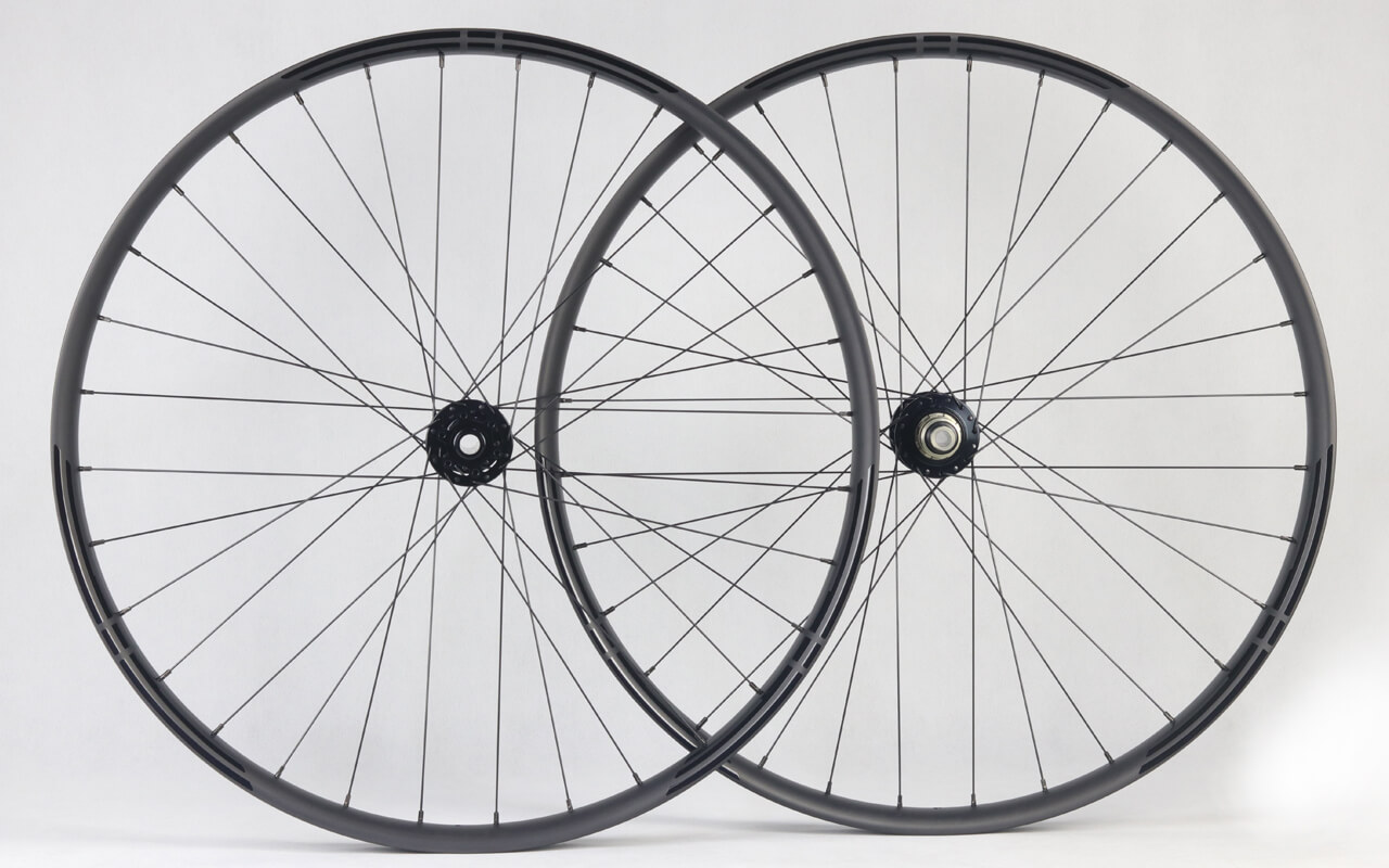 29er 35mm inner wide shallow profile carbon wheels for enduro bike 