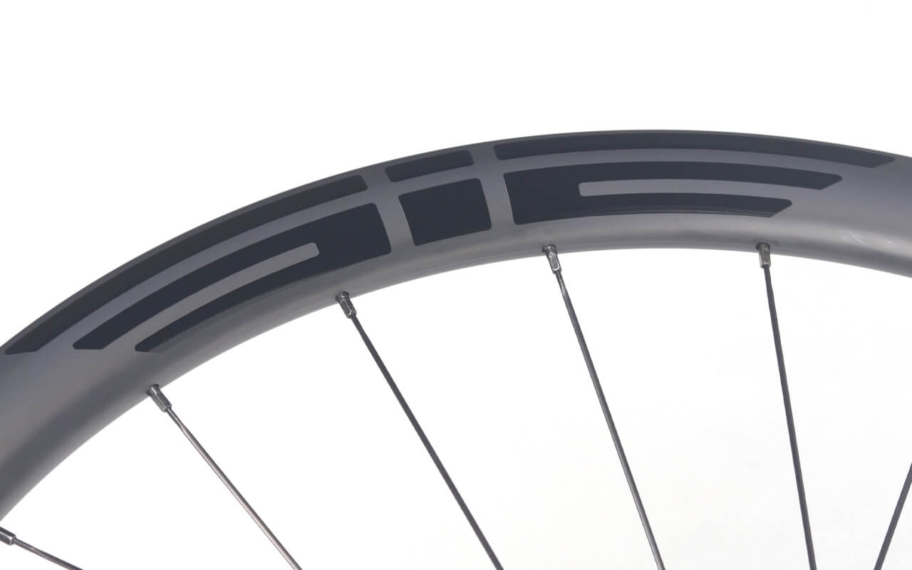 eie carbon road disc wheels handcrafted 