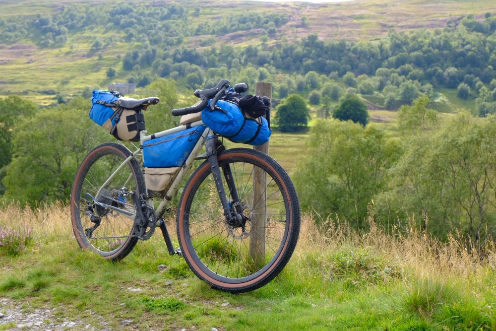 A650BC25D25 28H MATTE AM CARBON RIMS 