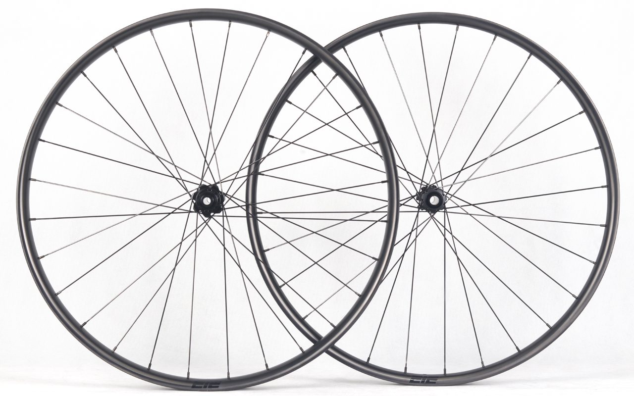 29er-I30-D18.5-asymmetric-mountain-bike-hookless-AM-carbon-wheels