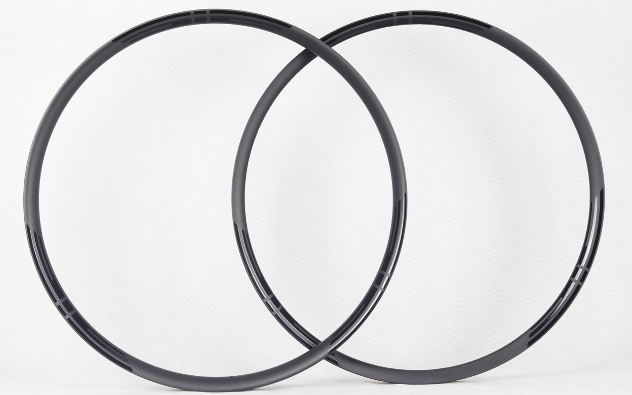 29er-I30-D23-asymmetric-mountain-bike-hookless-XC-carbon-rims