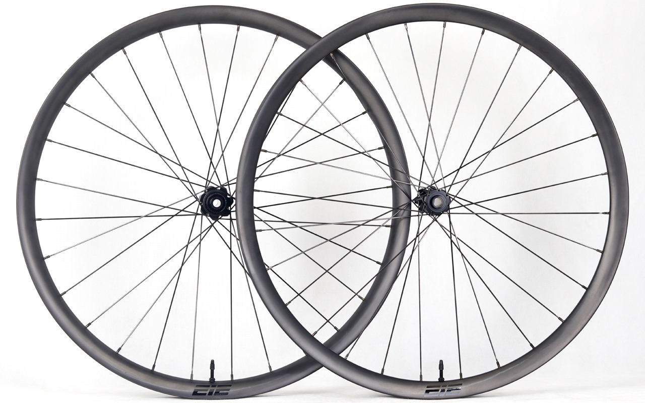 29er-I30.5-D28-asymmetric-mountain-bike-hookless-XC-carbon-wheels