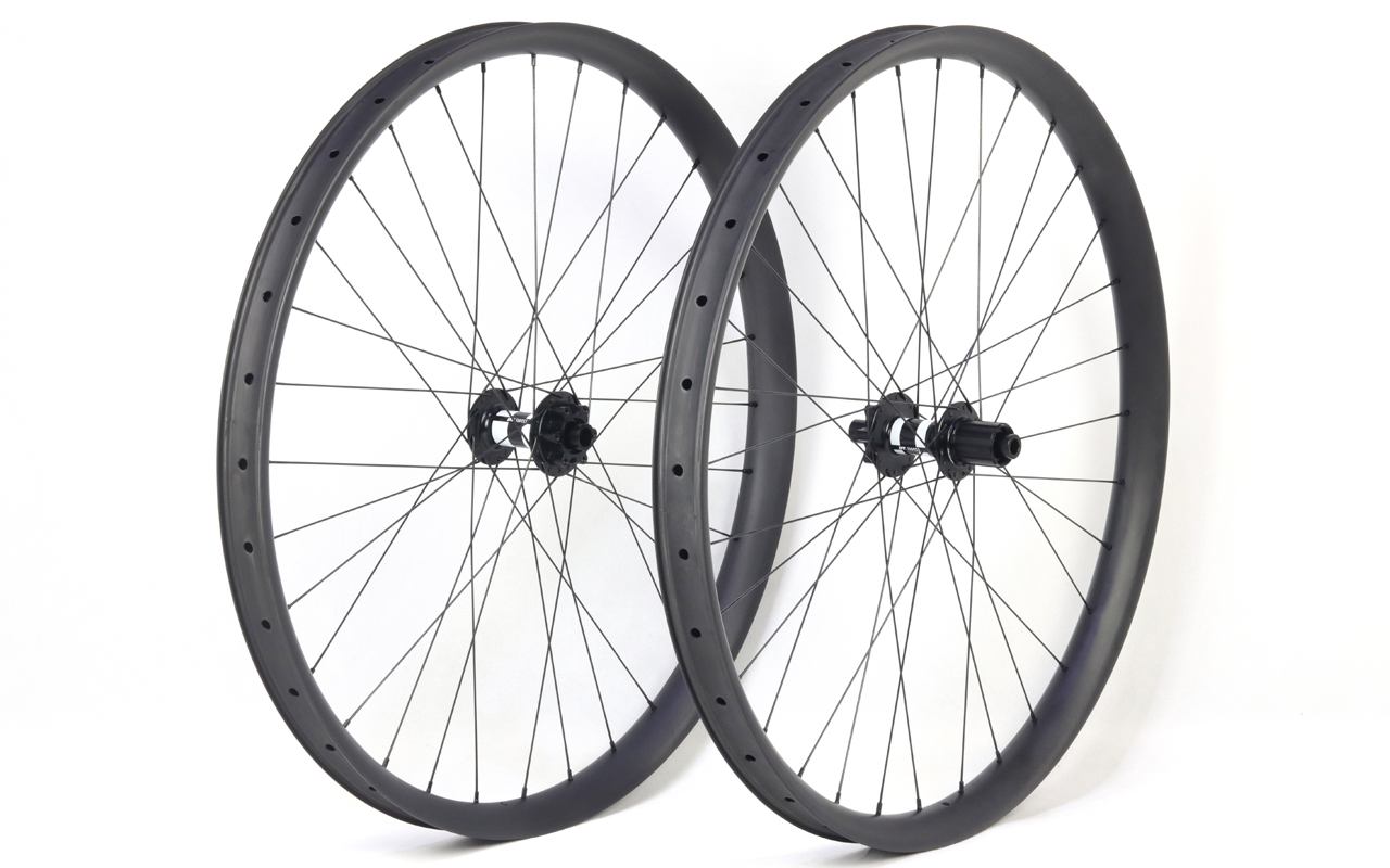 29er-I39-D25-asymmetric-mountain-bike-AM-carbon-wheels-2