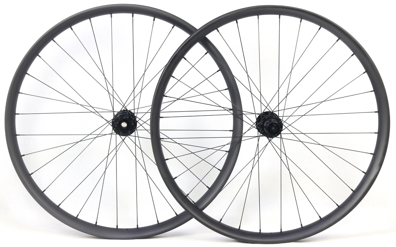 29er-I39-D25-asymmetric-mountain-bike-AM-carbon-wheels