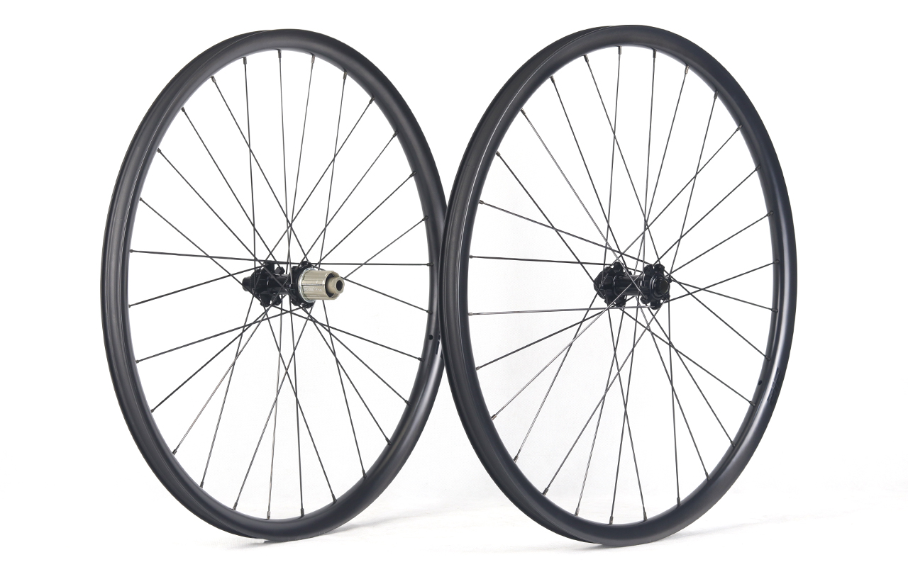 27.5er-I24-D24-asymmetric-mountain-bike-XC-carbon-wheels-2