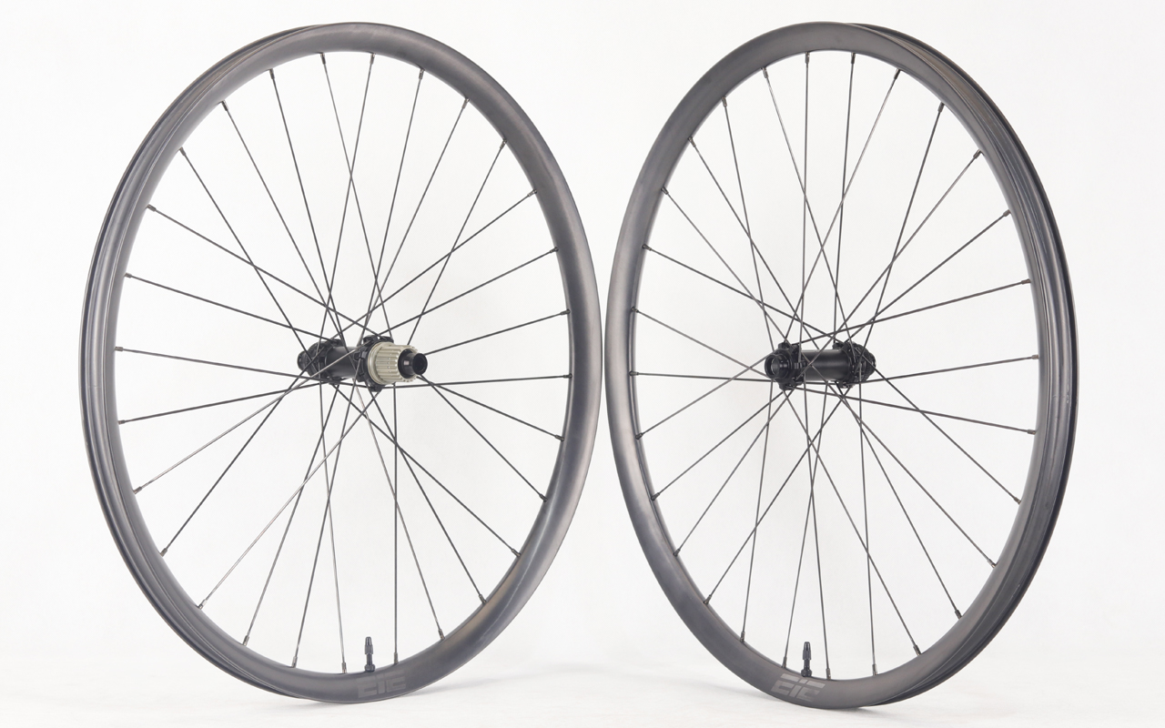 27.5er-I25.5-D25-asymmetric-mountain-bike-XC-carbon-wheels-3