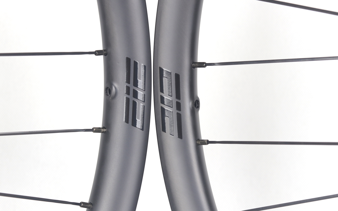 27.5er-I29-D25-asymmetric-mountain-bike-hookless-AM-carbon-wheels-3