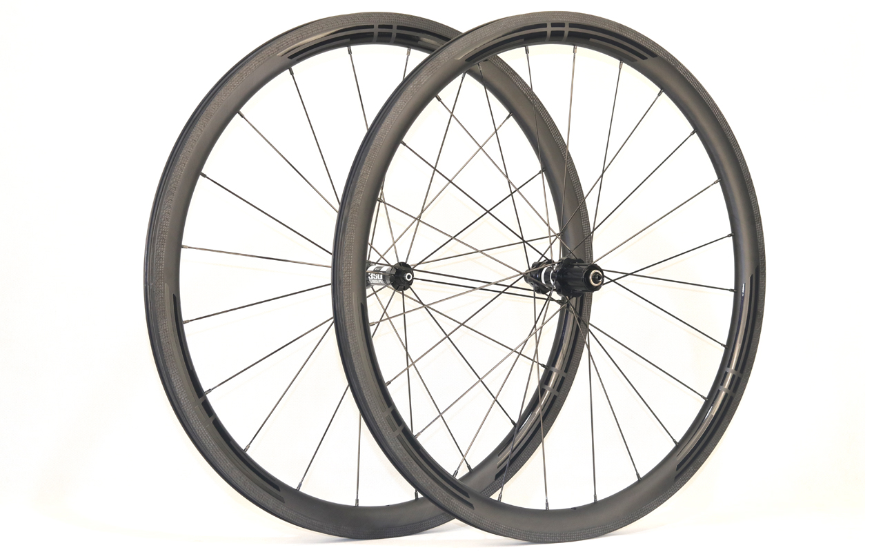 700c-I19-D38-symmetric-road-bike-clincher-carbon-wheels-2