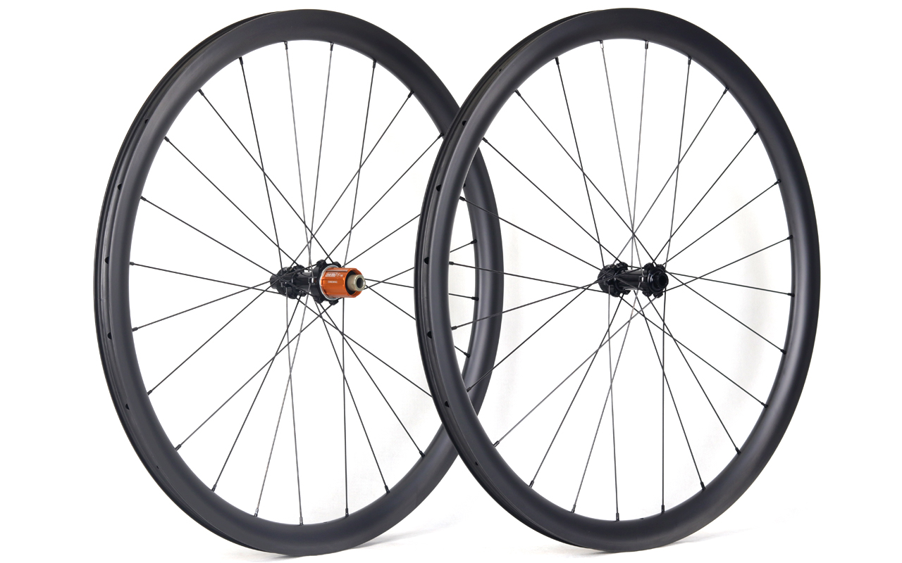 700c-I23-D35-symmetric-road-bike-hookless-clincher-carbon-wheels-2