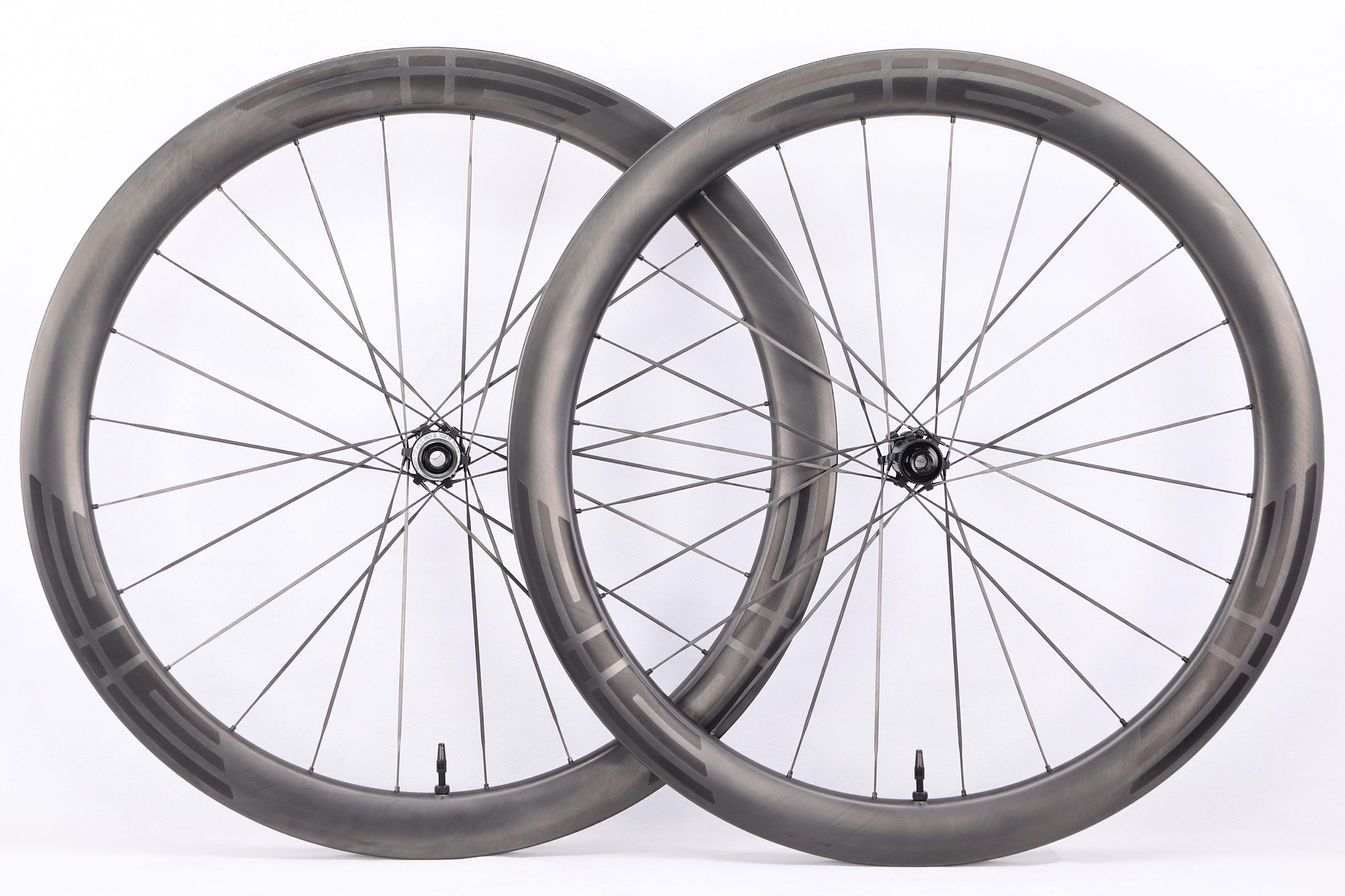 eie carbon spoke wheelset paintless finish